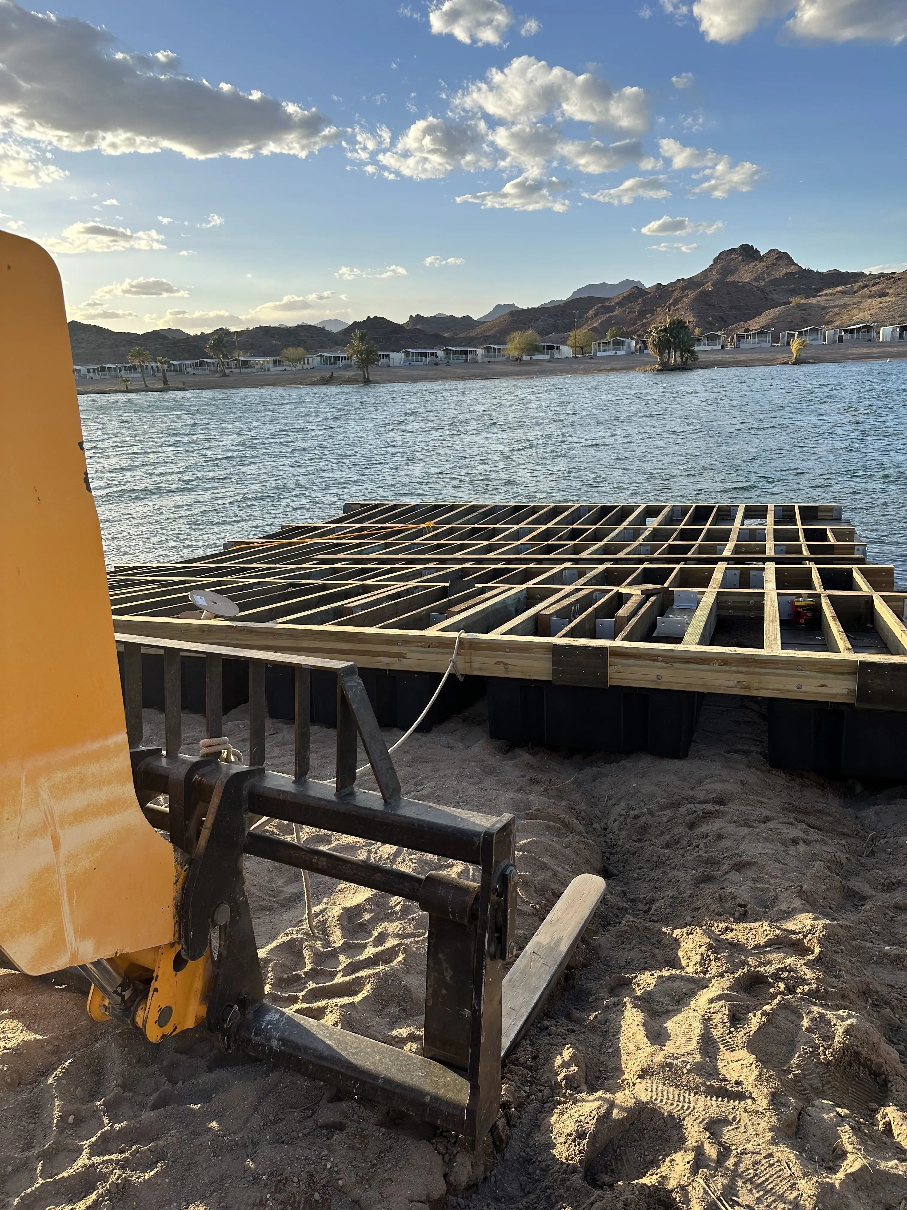 Roadrunner Resort Dock Construction